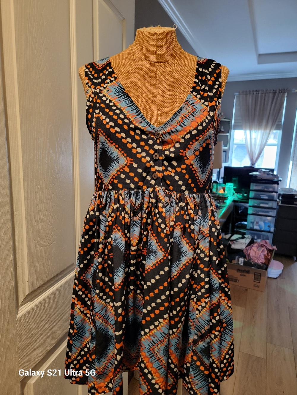 En Creme Black, Orange & Blue Patterned Mini Dress